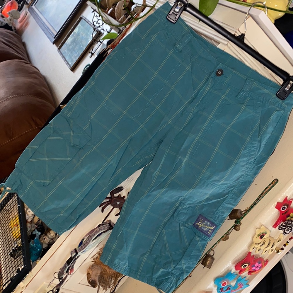 Life is Good long shorts/capris size 8!